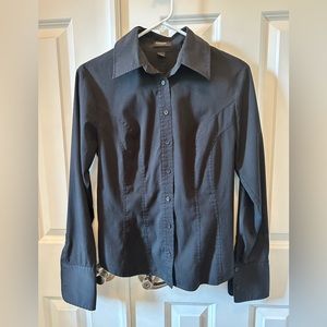 Express black button up. Stretch Size 6